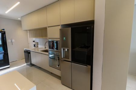 Apartamento à venda com 119m², 3 quartos e 2 vagasCozinha 