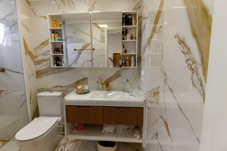 Apartamento à venda com 119m², 3 quartos e 2 vagasBanheiro da Suíte 3