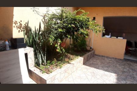 Casa à venda com 120m², 2 quartos e 3 vagas