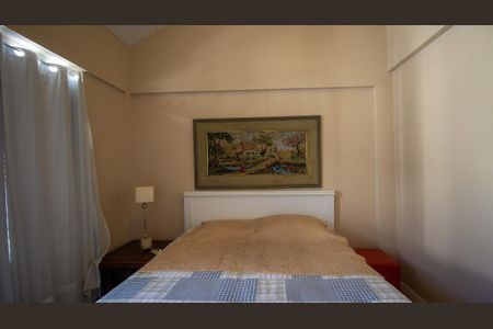 Casa de condomínio para alugar com 235m², 4 quartos e 2 vagasSuíte 1