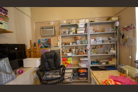 Casa de condomínio para alugar com 235m², 4 quartos e 2 vagasQuarto 1