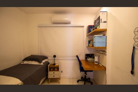 Casa de condomínio para alugar com 235m², 4 quartos e 2 vagasQuarto 1