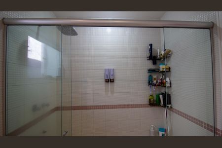 Casa de condomínio para alugar com 235m², 4 quartos e 2 vagasBanheiro da Suíte 1