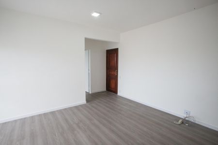 Sala de apartamento para alugar com 2 quartos, 70m² em Pechincha, Rio de Janeiro