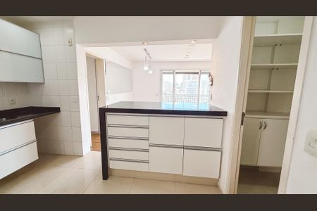 Apartamento à venda com 92m², 3 quartos e 2 vagasCozinha