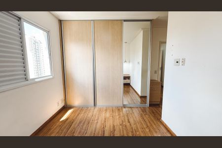 Apartamento à venda com 92m², 3 quartos e 2 vagasSuíte