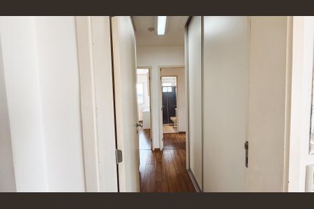 Apartamento à venda com 92m², 3 quartos e 2 vagasCorredor