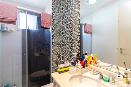 Apartamento à venda com 92m², 3 quartos e 2 vagas Apartamento à venda com 92m², 3 quartos e 2 vagasBanheiro da Suíte