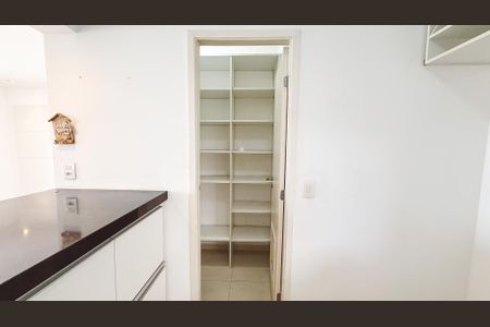 Apartamento à venda com 92m², 3 quartos e 2 vagasÁrea de Serviço