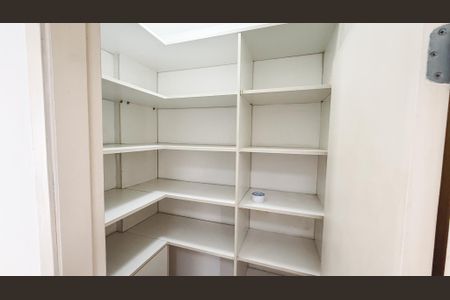 Apartamento à venda com 92m², 3 quartos e 2 vagasÁrea de Serviço