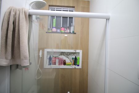 Casa à venda com 90m², 2 quartos e sem vagaBanheiro da Suíte