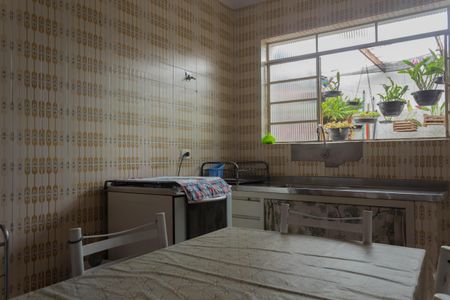 Casa à venda com 200m², 5 quartos e 2 vagas Casa à venda com 200m², 5 quartos e 2 vagasCozinha