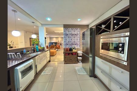 Casa à venda com 253m², 3 quartos e 2 vagasCozinha