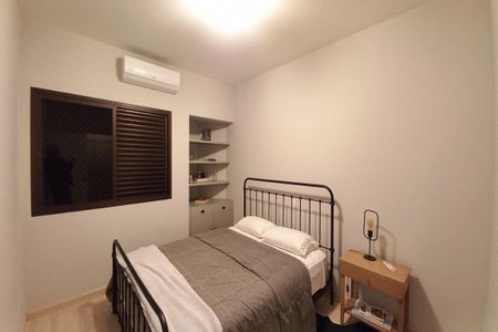 Apartamento à venda com 200m², 3 quartos e 2 vagas Apartamento à venda com 200m², 3 quartos e 2 vagasSuíte 2