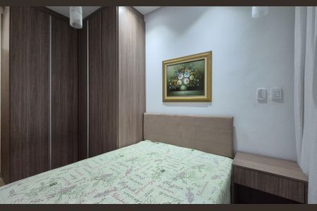 Casa para alugar com 130m², 2 quartos e 2 vagasQuarto