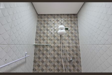 Casa para alugar com 130m², 2 quartos e 2 vagasBanheiro de Serviço