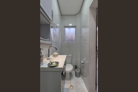 Casa para alugar com 130m², 2 quartos e 2 vagasBanheiro de Serviço