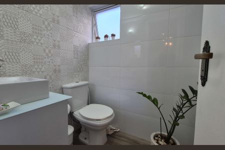 Casa para alugar com 130m², 2 quartos e 2 vagasLavabo