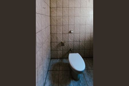 Casa para alugar com 50m², 1 quarto e sem vaga Casa para alugar com 50m², 1 quarto e sem vagaBanheiro