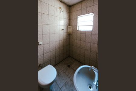 Casa para alugar com 50m², 1 quarto e sem vaga Casa para alugar com 50m², 1 quarto e sem vagaBanheiro