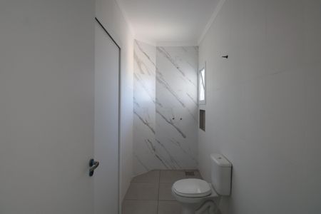 Casa à venda com 132m², 3 quartos e 3 vagasBanheiro Social