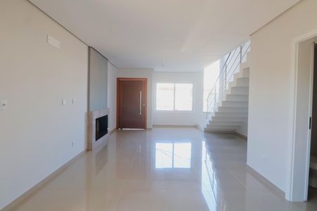 Casa à venda com 132m², 3 quartos e 3 vagasSala