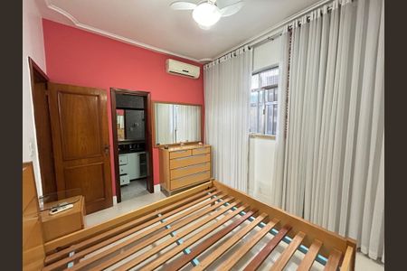 Casa à venda com 350m², 4 quartos e 5 vagasSuíte 2