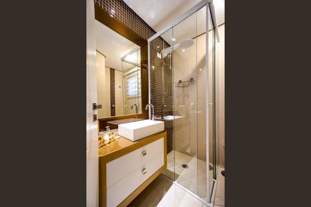 Apartamento à venda com 244m², 3 quartos e 3 vagasCobertura - Banheiro