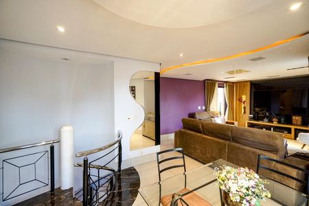 Apartamento à venda com 244m², 3 quartos e 3 vagasCobertura