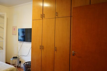 Casa à venda com 200m², 4 quartos e 2 vagasSuíte 2