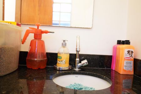 Casa à venda com 200m², 4 quartos e 2 vagasBanheiro de serviço