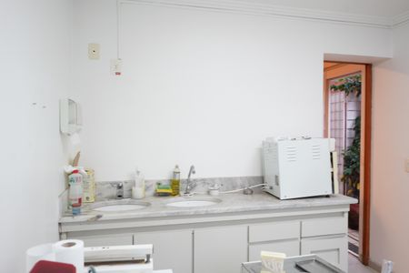 Casa à venda com 200m², 4 quartos e 2 vagasSuíte 1