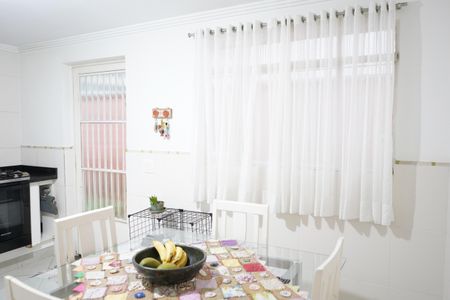 Casa à venda com 200m², 4 quartos e 2 vagasCozinha