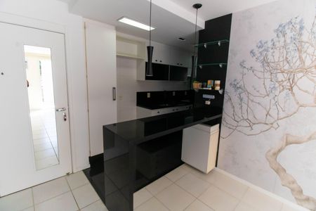 Apartamento à venda com 70m², 3 quartos e 1 vaga Apartamento à venda com 70m², 3 quartos e 1 vagaCozinha e Área de Serviço