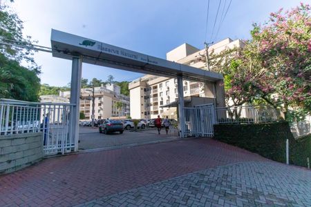 Apartamento à venda com 70m², 3 quartos e 1 vaga Apartamento à venda com 70m², 3 quartos e 1 vagaFachada