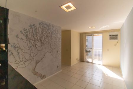 Apartamento à venda com 70m², 3 quartos e 1 vaga Apartamento à venda com 70m², 3 quartos e 1 vagaSala