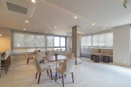 Apartamento à venda com 72m², 2 quartos e 1 vagaÁrea comum - Salão de festas