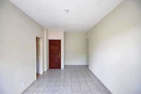 Apartamento à venda com 67m², 3 quartos e 1 vaga Apartamento à venda com 67m², 3 quartos e 1 vagaSala