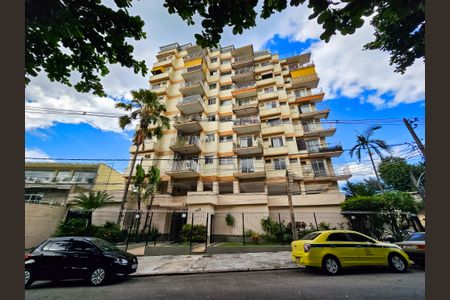 Apartamento à venda com 67m², 3 quartos e 1 vaga Apartamento à venda com 67m², 3 quartos e 1 vagaFachada