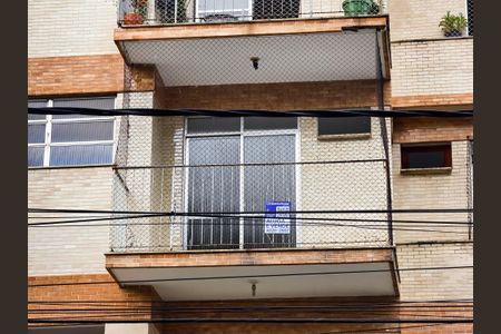 Apartamento à venda com 67m², 3 quartos e 1 vaga Apartamento à venda com 67m², 3 quartos e 1 vagaPlaca QuintoAndar