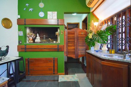 Casa para alugar com 320m², 4 quartos e 3 vagasSala