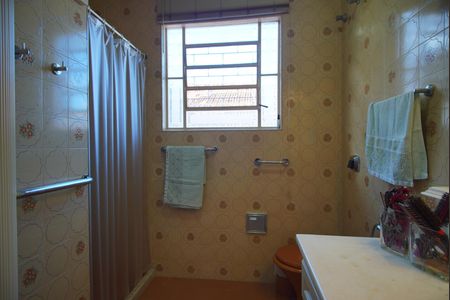 Casa para alugar com 320m², 4 quartos e 3 vagasBanheiro do Quarto 2