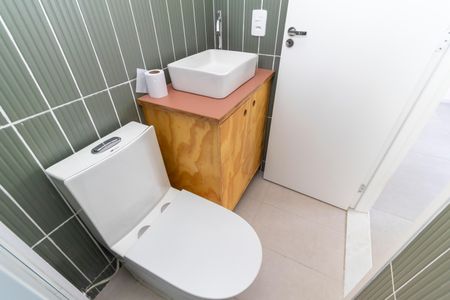Apartamento para alugar com 41m², 2 quartos e sem vagaBanheiro