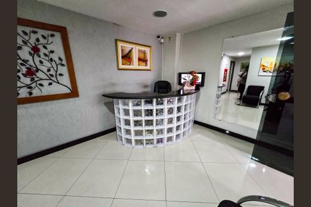 Apartamento à venda com 65m², 3 quartos e 1 vagaHall de entrada