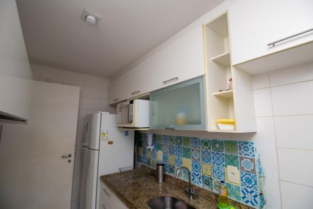 Apartamento à venda com 75m², 2 quartos e 3 vagas Apartamento à venda com 75m², 2 quartos e 3 vagasCozinha