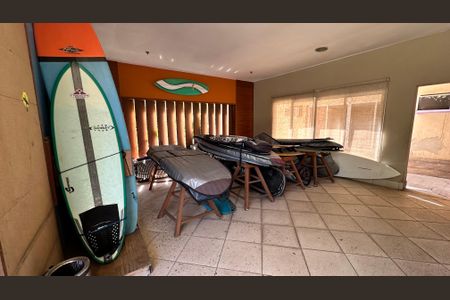 Apartamento à venda com 75m², 2 quartos e 3 vagas Apartamento à venda com 75m², 2 quartos e 3 vagasPranchario