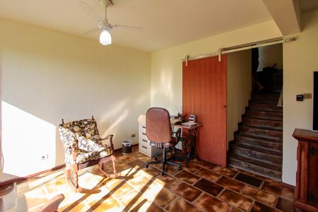 Casa de condomínio à venda com 440m², 6 quartos e 4 vagasSala intima