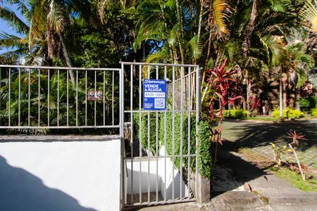 Casa de condomínio à venda com 440m², 6 quartos e 4 vagasPlaquinha