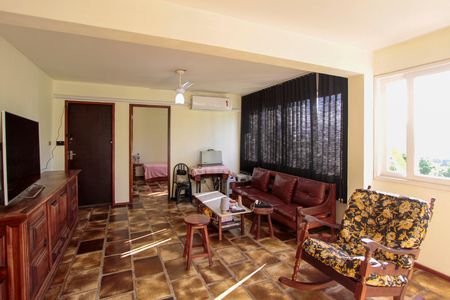 Casa de condomínio à venda com 440m², 6 quartos e 4 vagasSala intima