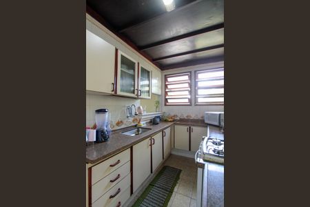 Casa de condomínio à venda com 440m², 6 quartos e 4 vagasCozinha